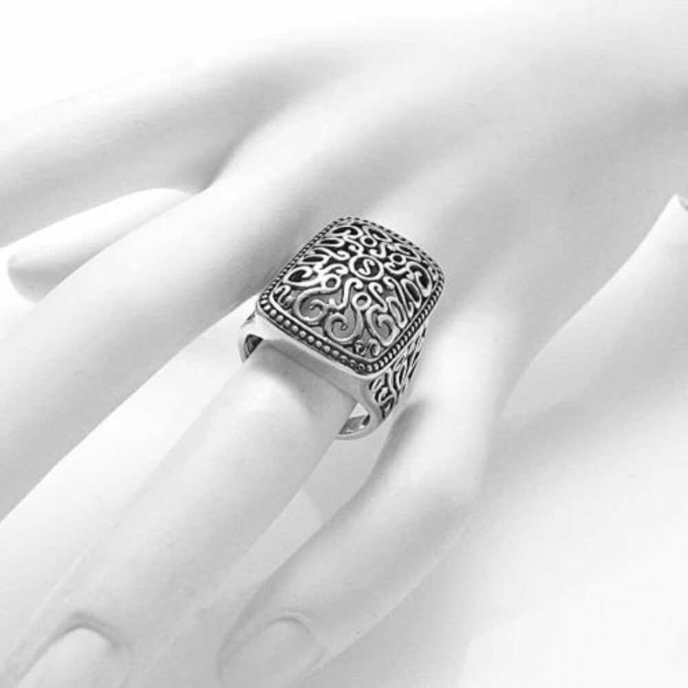 Rectangular Domed Filigree Ring With Beaded Edges… - image 3